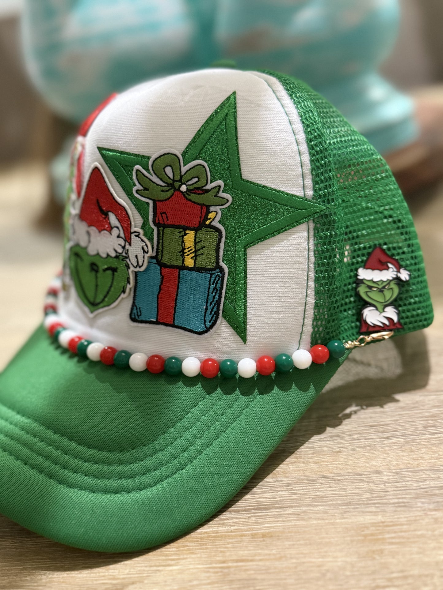 Christmas Hat and chain and pin