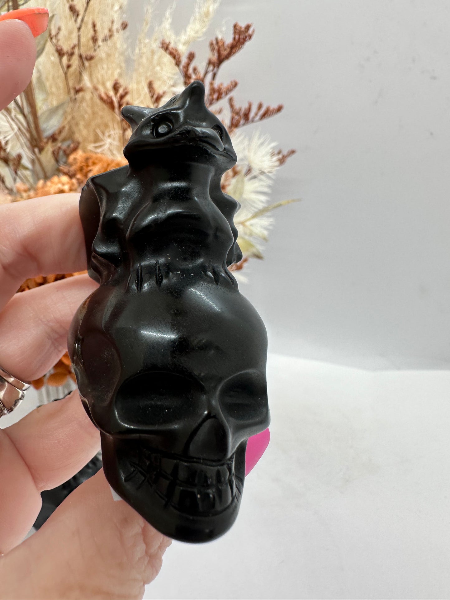 Blk Obsidian Skull with Dragon