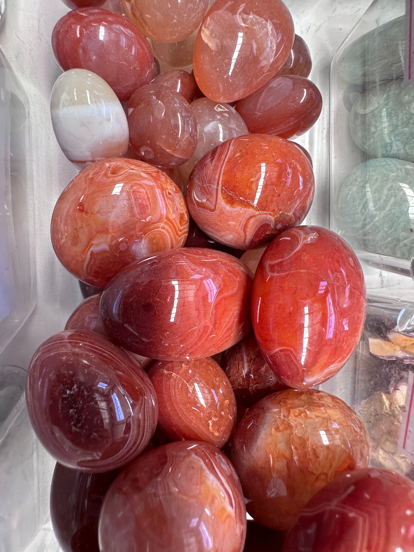 Carnelian Lge Tumbles