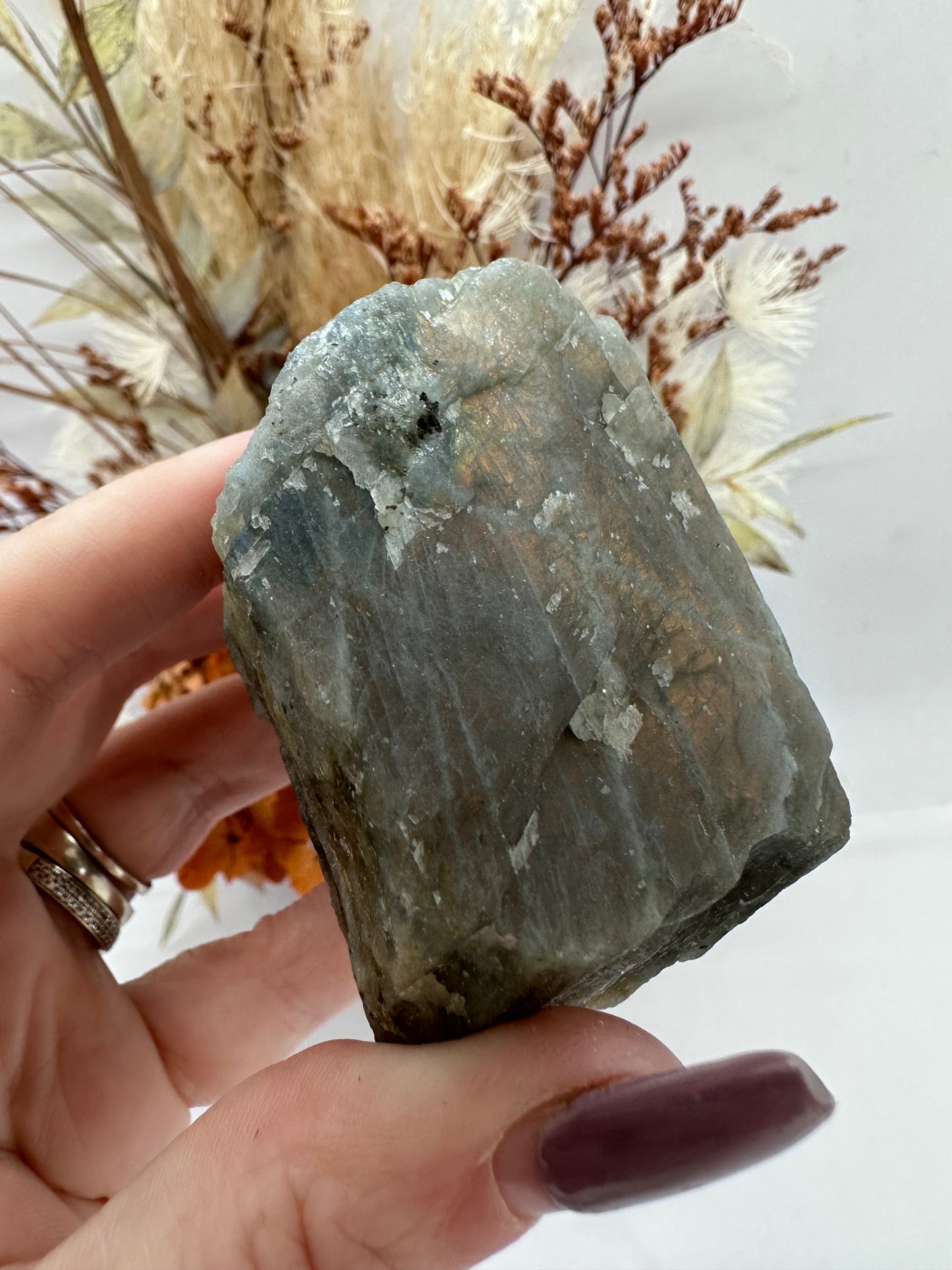 Labradorite Rough