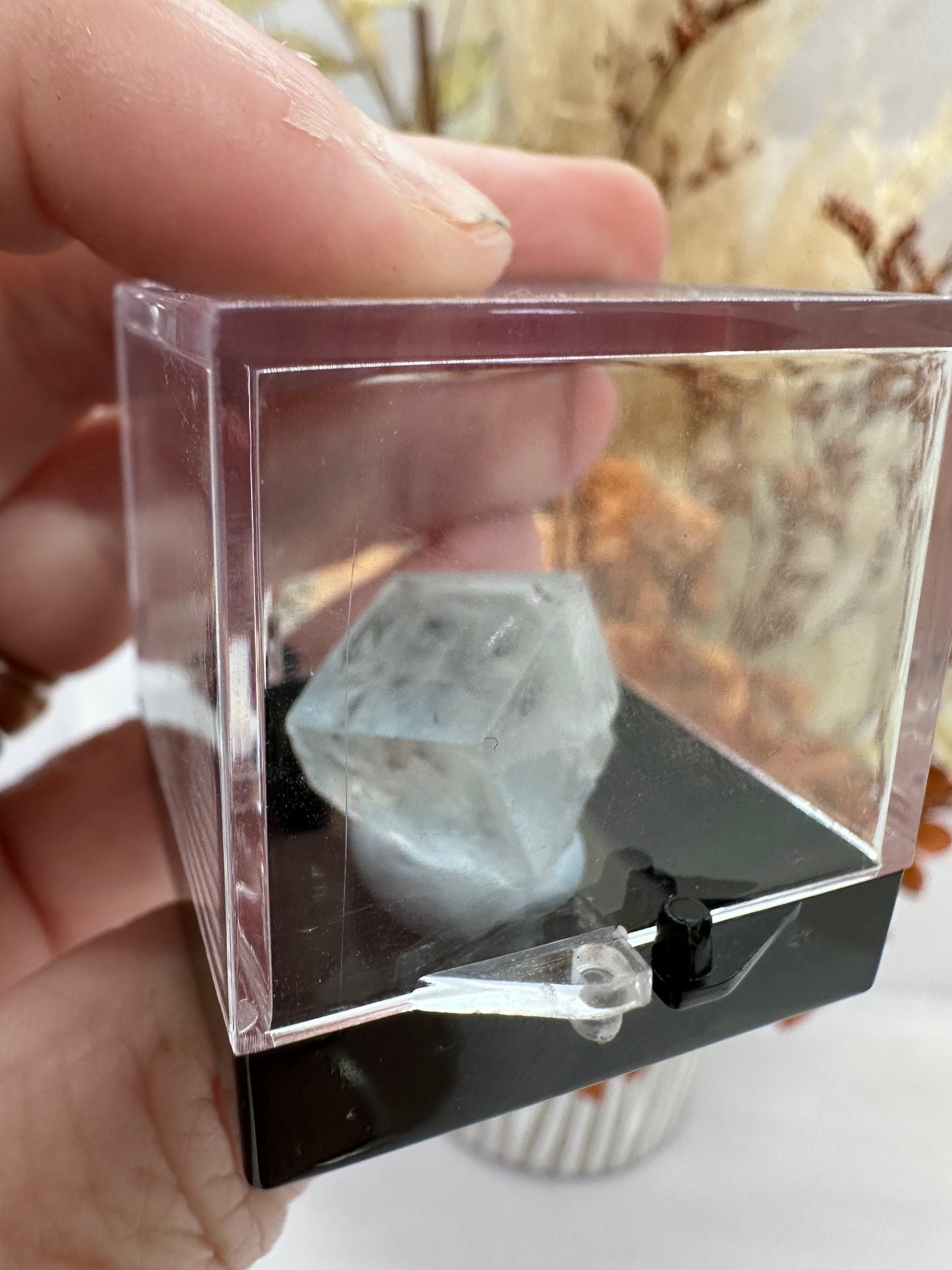 (1)Cubic Fluorite Speciman